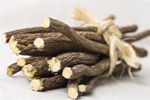 m-na0510ingredient-licorice-2
